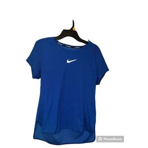 ✨Nike AeroReact Running Top✨